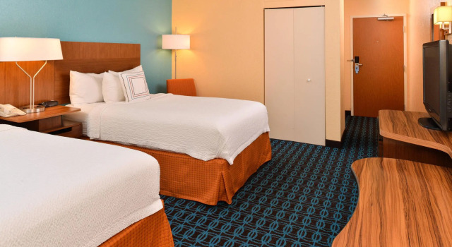 Четырёхместный номер Standard Fairfield Inn & Suites by Marriott Cleveland Avon