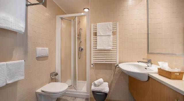 Трёхместный номер Standard с видом на море Hotel Rosanna 3 Stelle Superior