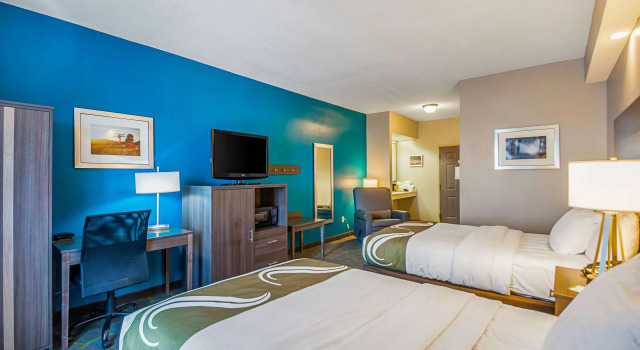 Четырёхместный номер Standard Quality Inn Harrisonburg I-81