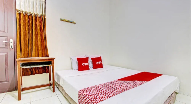 Económica quarto Hotel O Guest House Cemara 2
