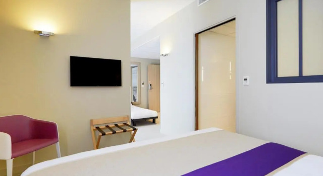 Семейный номер Standard Kyriad Prestige Saint-Malo