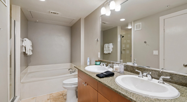 Plano Upscale 2BD 2BA Apartment