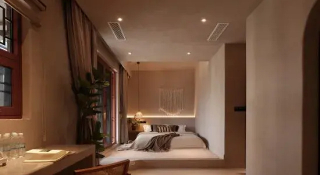 Люкс с балконом и с видом на озеро Linghu Bieyuan Homestay