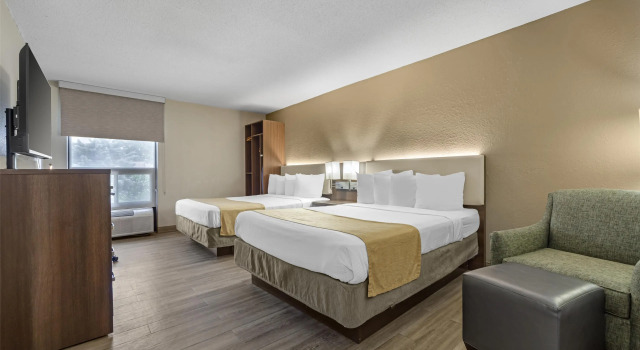 Четырёхместный номер Standard Best Western Galaxy Inn