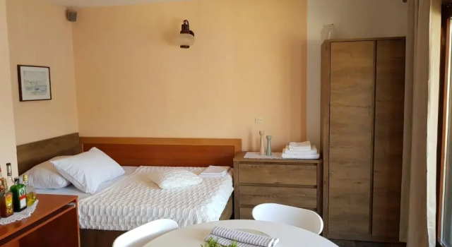 Студия Sunset Apartments