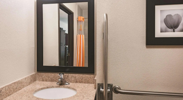 Двухместный номер Standard La Quinta by Wyndham Norwich-Plainfield-Casino