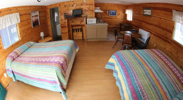 Шестиместный семейный номер Standard Crater Lake Resort