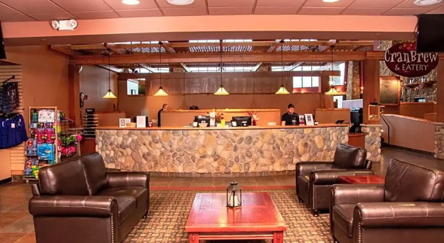 Three Bears Lodge, Prenota Hotel Warrens Wisconsin