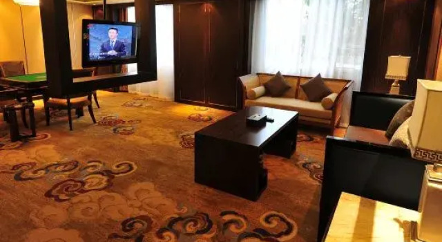 Sunlit Hotel, Varaa Hotelli Ziyang Sichuan