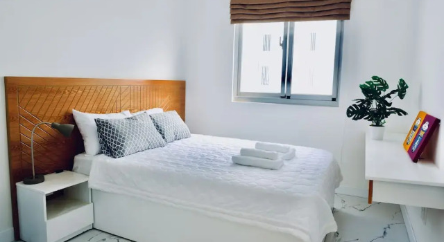 La Rose Great view 14th 2 Br. Apartment, Забронировать Апартаменты/квартира Хошимин провинция Хошимин, рядом с Crescent Mall