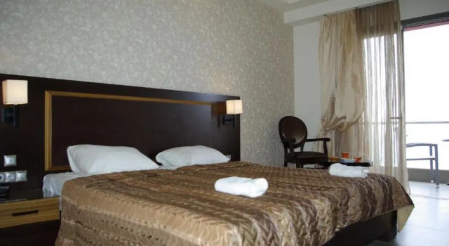 Dion, Book Hotel Paralia 