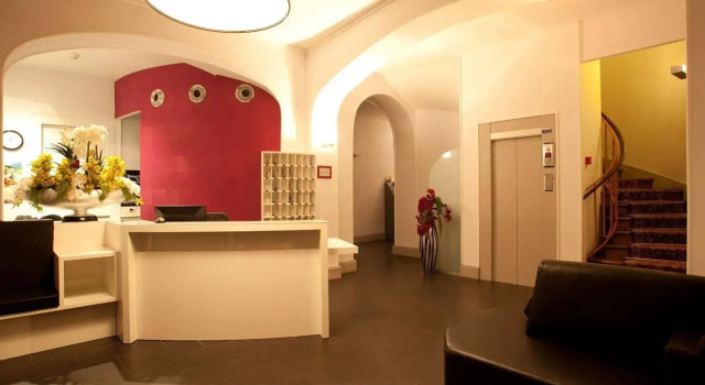 Logis Grand Hotel Du Parc, Rezervovat Hotel Aix-les-Bains Lac du Bourget