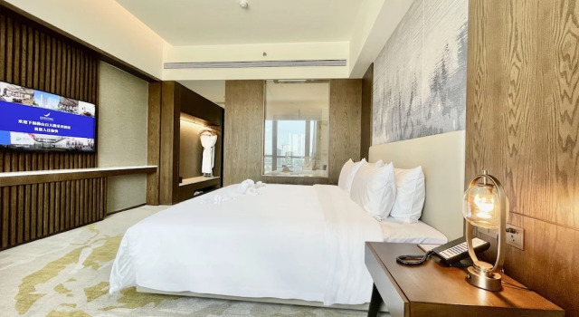 Номер Comfort White Swan VYV Hotel