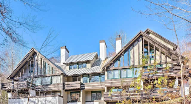 Апартаменты с 3 комнатами Lincoln Retreat w/ Village of Loon Amenity Access