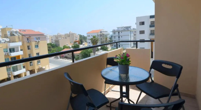 Blu Mackenzie 1 bdr Flat with Pool, Book Hotel Larnaka Larnaca Region