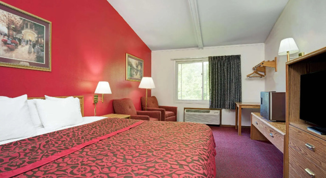 Двухместный номер Standard Travelodge by Wyndham Red Wing