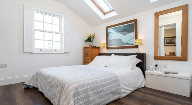 Lighthouse With Sea-views in Cumbria, No Deposit, Varaa Hotelli Barrow-in-Furness 