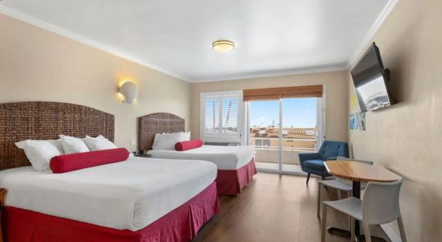 Beach Street Inn and Suites