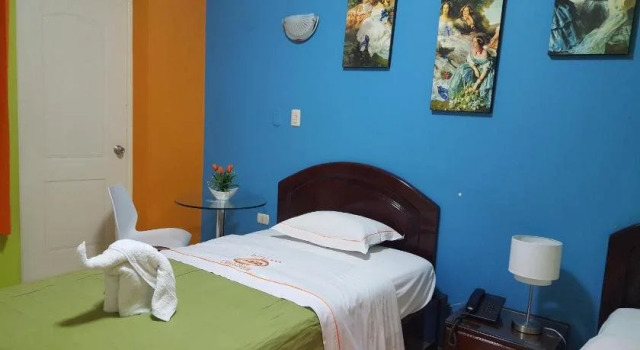 Hotel Embajador, Rezervovat Hotel 3hvězdičkové hotely v Lambayeque, 3*