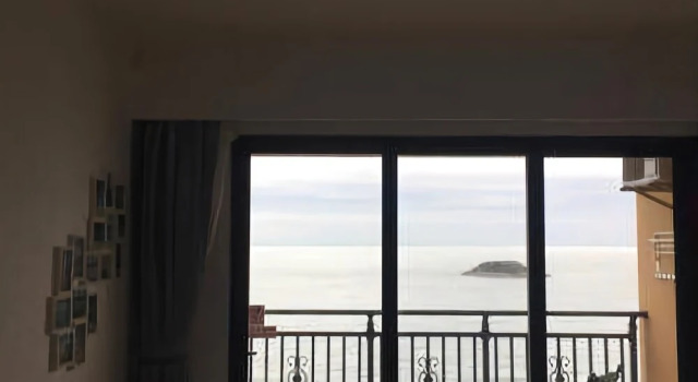 Fenghuang Shanshui Hongwan Sea View Holiday Hotel