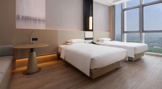 Номер Standard Courtyard by Marriott Hangzhou Xihu