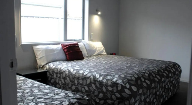 Апартаменты с 2 комнатами Shelby Motor Lodge