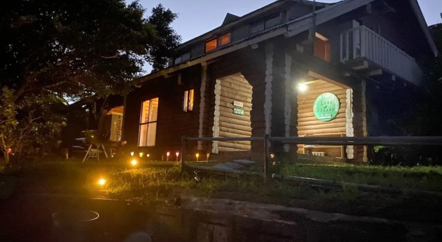 Guest House Long Island - Hostel