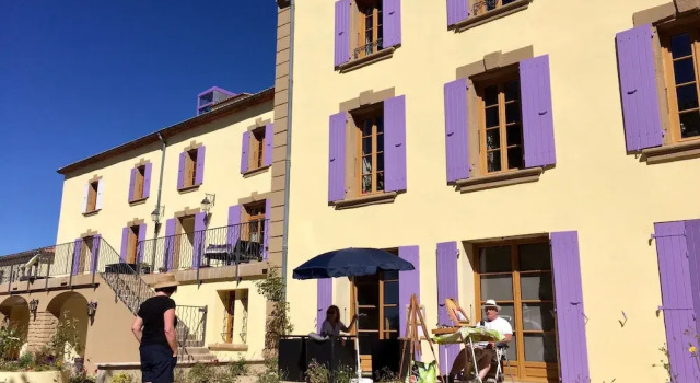 Résidence Château Ferrassières, Book Lejlighedshotel SPA-hoteller i Drôme Provençale, SPA