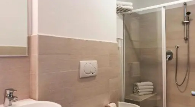 Номер Comfort Mona Lisa Hotel