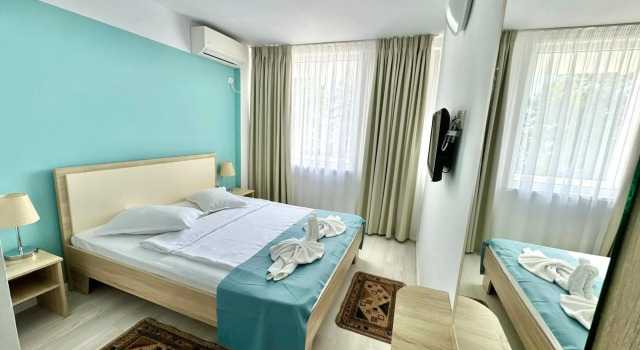 Hotel Diana