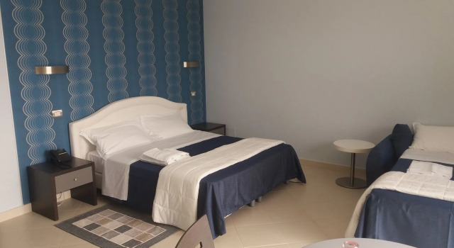 Hotel Cuore di Nesima, Book Hotel Hotels in Sicily with a Pool, Swimming Pool