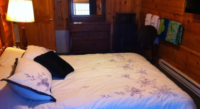 Lake Lauzon Resort and Marine, Varaa Lomakeskus  