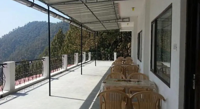 Bright Sunny Pines Hotels & Resort, Prenota Resort Hotel a Jaiharikhal con colazione, Colazione