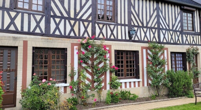 Chambres dHôtes Chez Claire, Забронировать Гостевой дом Гостевые дома Pays d'Auge, Гостевой дом