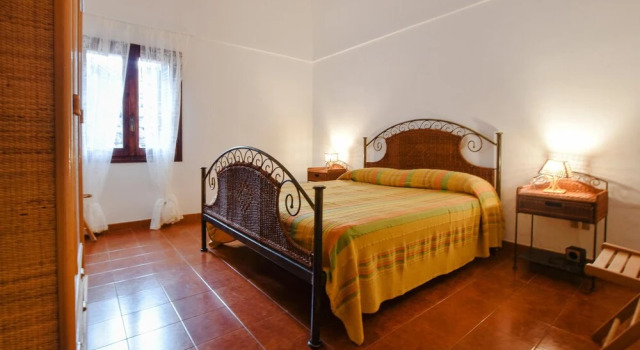 Beautiful Home in Pantelleria With Wifi and 4 Bedrooms, Reserva ahora Hotel Hoteles en Pantelaria con aparcamiento, Aparcamiento