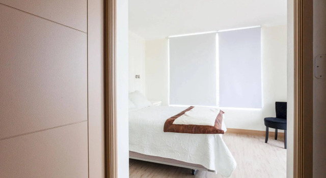 LM1 Apartamento Metro Escuela Militar, Забронировать Апартаменты/квартира Отели Сантьяго с бассейном, рядом с Парк Араукано, Бассейн