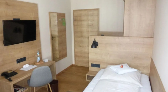 Hotel Gasthof Sporrer, Varaa Hotelli Hotellit Baijeri pysäköinnillä, Pysäköinti