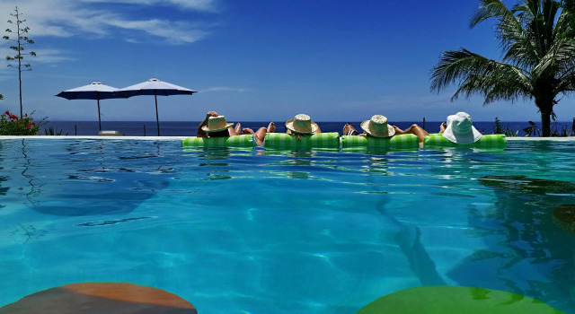Вилла Luxury Kawayan Holiday Resort