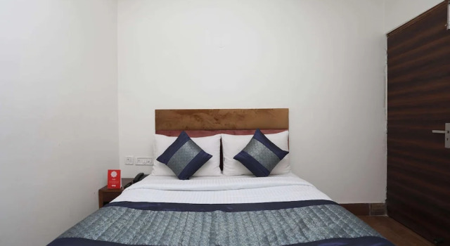 Двухместный номер Standard OYO 12519 Hotel Sun Palace