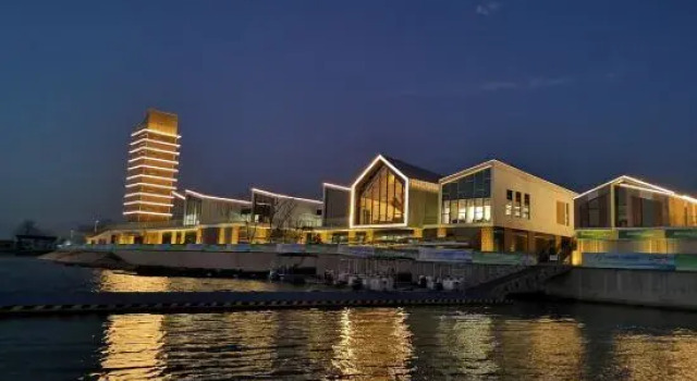 Deep Submarine Star Hotel (Yangzhou East High-speed Railway Station), Prenota Hotel Yangzhou Jiangsu