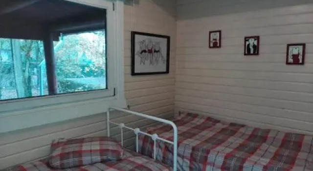 Scottish Wood Lodge, Rezerwuj Hotel Hotele w Bruksela z parkingiem, Parking