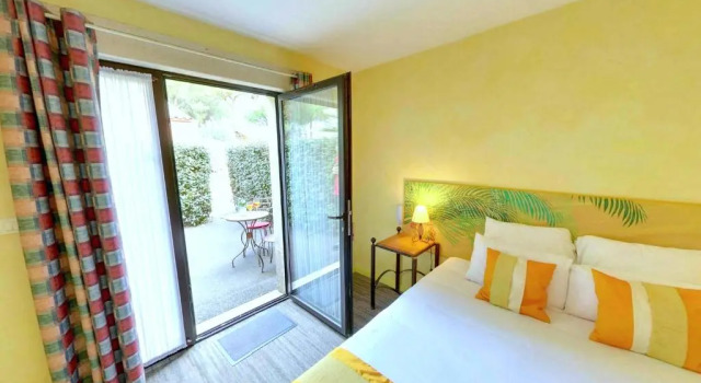 Двухместный номер Standard Hotel du Mas