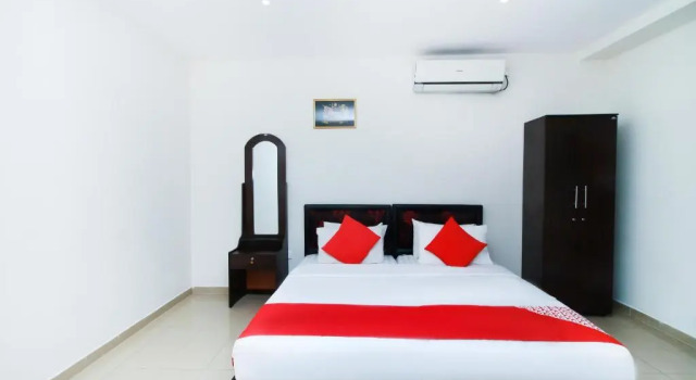 Двухместный номер Deluxe с красивым видом из окна Green Palace Colombo
