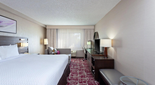 Номер Standard Crowne Plaza Silicon Valley North - Union City by IHG