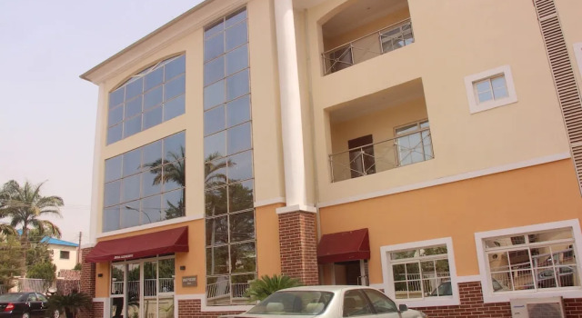 Vynedresa Hotel, Book Hotel Hotels in Bwari with a Pool, Swimming Pool