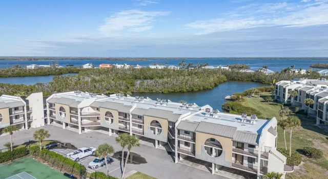 Номер Standard Bay Village 126: Charming Beachfront 2br/2ba Condo W/ Balcony 2 Bedroom Condo