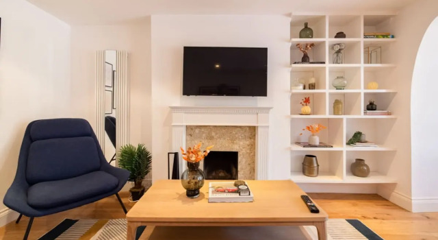 The West Hampstead Wonder  - Stunning 2BDR with Study Room and Garden, Varaa Huoneisto Asunnot kohteessa Merseyside, Huoneisto