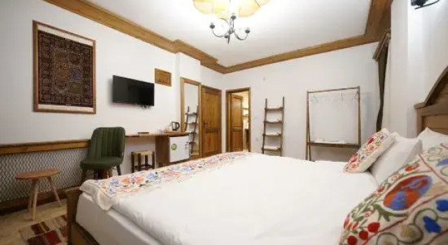 Номер Standard c 1 комнатой с балконом Pashahan Hotel