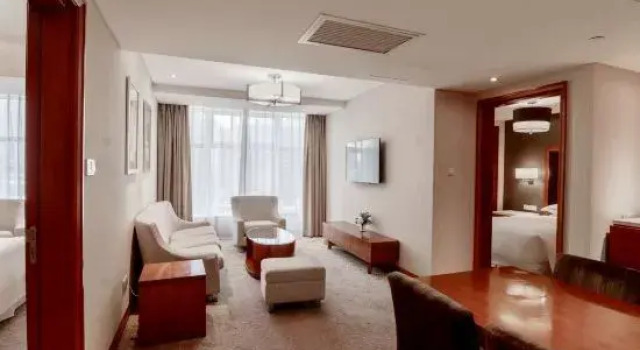 Люкс Grand Yunda Sheraton International Plaza Apartment Hotel