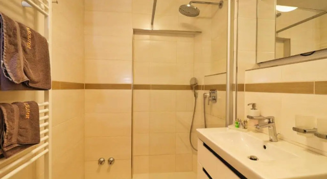 Апартаменты Hotel Maurer